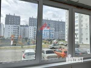 2-к квартира, вторичка, 63м2, 1/10 этаж