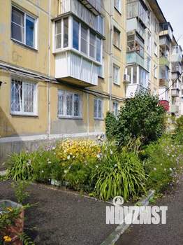 2-к квартира, вторичка, 44м2, 1/5 этаж