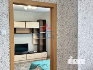 2-к квартира, вторичка, 63м2, 1/10 этаж