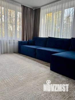 2-к квартира, вторичка, 56м2, 1/5 этаж