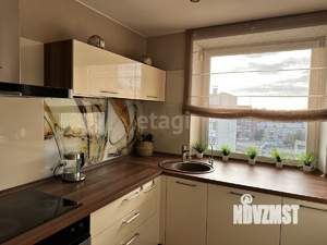3-к квартира, вторичка, 107м2, 10/10 этаж