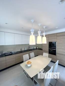 4-к квартира, вторичка, 108м2, 11/18 этаж