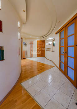 4-к квартира, вторичка, 169м2, 4/10 этаж