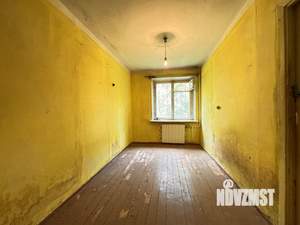 2-к квартира, вторичка, 42м2, 1/5 этаж