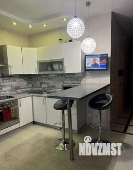 2-к квартира, вторичка, 61м2, 11/16 этаж