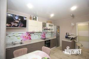 2-к квартира, вторичка, 65м2, 6/10 этаж