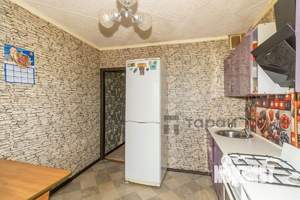 2-к квартира, вторичка, 50м2, 1/10 этаж
