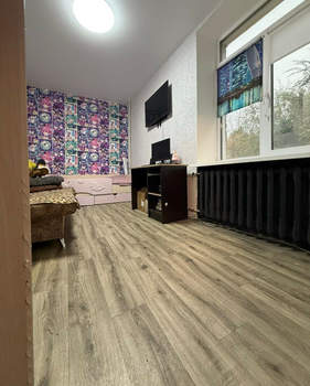 3-к квартира, вторичка, 70м2, 1/3 этаж