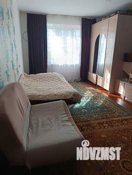 2-к квартира, вторичка, 56м2, 1/9 этаж