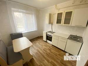 2-к квартира, вторичка, 52м2, 1/9 этаж