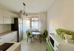 2-к квартира, вторичка, 65м2, 10/10 этаж