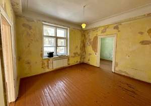 3-к квартира, вторичка, 52м2, 2/2 этаж