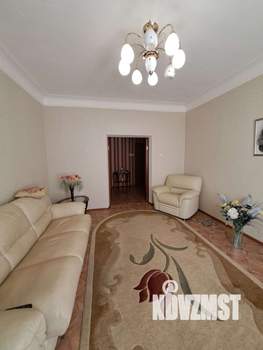 3-к квартира, вторичка, 70м2, 1/3 этаж