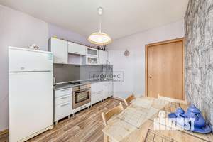 2-к квартира, вторичка, 59м2, 10/10 этаж