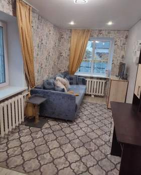 2-к квартира, вторичка, 43м2, 1/1 этаж