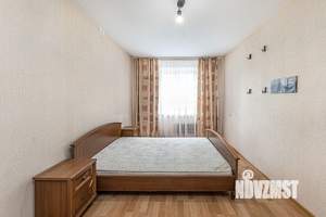 2-к квартира, вторичка, 64м2, 1/10 этаж