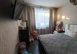 2-к квартира, вторичка, 42м2, 1/5 этаж