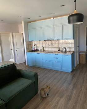 3-к квартира, вторичка, 70м2, 8/17 этаж