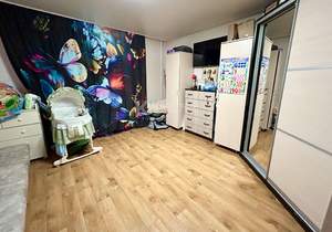 2-к квартира, вторичка, 53м2, 1/10 этаж