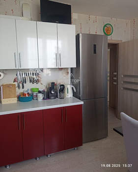 3-к квартира, вторичка, 81м2, 10/10 этаж