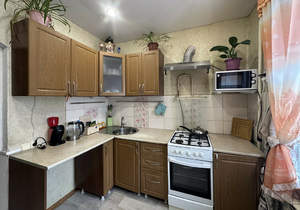 3-к квартира, вторичка, 61м2, 2/2 этаж