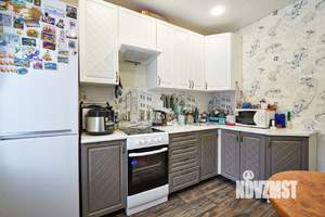 2-к квартира, вторичка, 57м2, 1/9 этаж