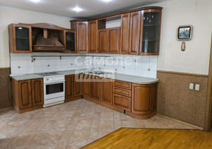 3-к квартира, вторичка, 143м2, 4/8 этаж