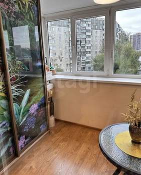 4-к квартира, вторичка, 87м2, 4/10 этаж