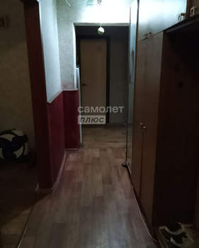 3-к квартира, вторичка, 65м2, 1/10 этаж