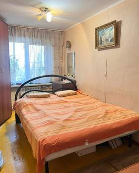 3-к квартира, вторичка, 56м2, 2/4 этаж