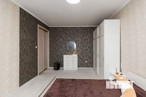 3-к квартира, вторичка, 74м2, 1/2 этаж