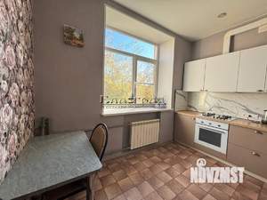 2-к квартира, вторичка, 67м2, 4/4 этаж