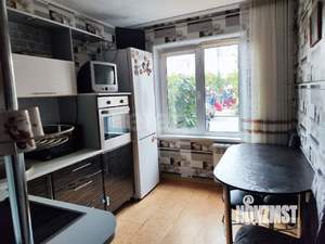 3-к квартира, вторичка, 64м2, 1/10 этаж