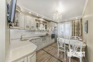 3-к квартира, вторичка, 106м2, 10/10 этаж