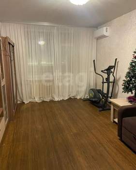2-к квартира, вторичка, 60м2, 5/5 этаж