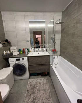 2-к квартира, вторичка, 65м2, 8/10 этаж