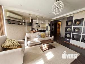 3-к квартира, вторичка, 118м2, 8/19 этаж