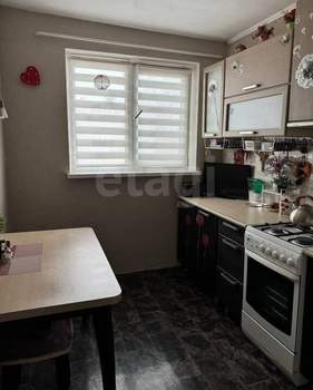 3-к квартира, вторичка, 55м2, 5/5 этаж