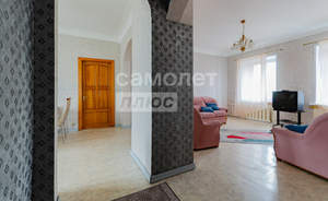 4-к квартира, вторичка, 104м2, 3/3 этаж