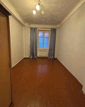 3-к квартира, вторичка, 57м2, 1/3 этаж