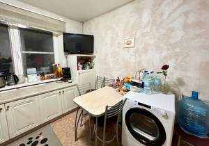 2-к квартира, вторичка, 53м2, 1/10 этаж