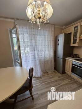 2-к квартира, вторичка, 66м2, 1/10 этаж