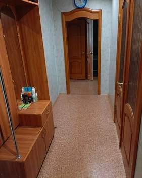 3-к квартира, вторичка, 68м2, 1/10 этаж