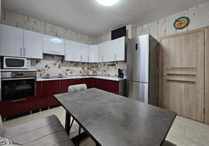 3-к квартира, вторичка, 81м2, 10/10 этаж