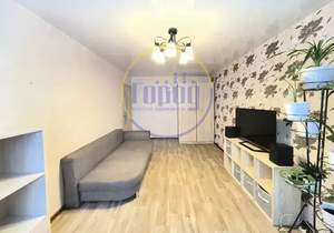 2-к квартира, вторичка, 53м2, 1/5 этаж