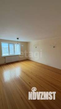 3-к квартира, вторичка, 109м2, 9/10 этаж