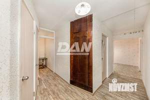 3-к квартира, вторичка, 58м2, 2/5 этаж