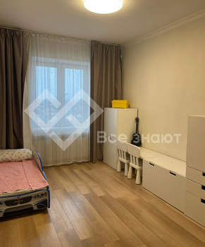 3-к квартира, вторичка, 85м2, 10/14 этаж