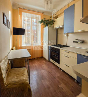 2-к квартира, вторичка, 55м2, 2/5 этаж