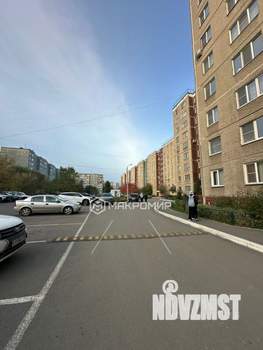 3-к квартира, вторичка, 65м2, 1/9 этаж